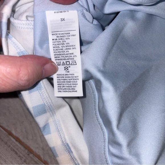 🆕 Old Navy Active Womens Plus 3X Powersoft Built in Bra Athletic Tank Top Blue - Picture 13 of 14